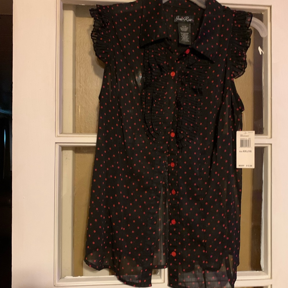 Susie Rose black and red polka dot button down the front blouse